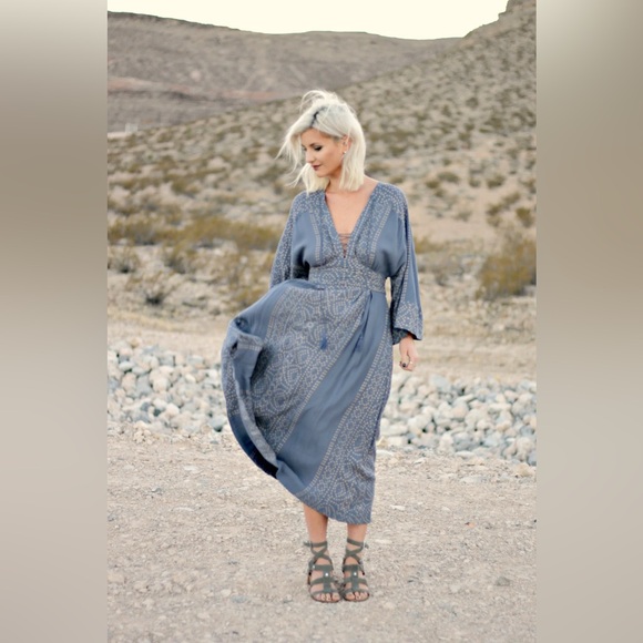 Free People Dresses & Skirts - Free People Kimono Style Maxi Dress